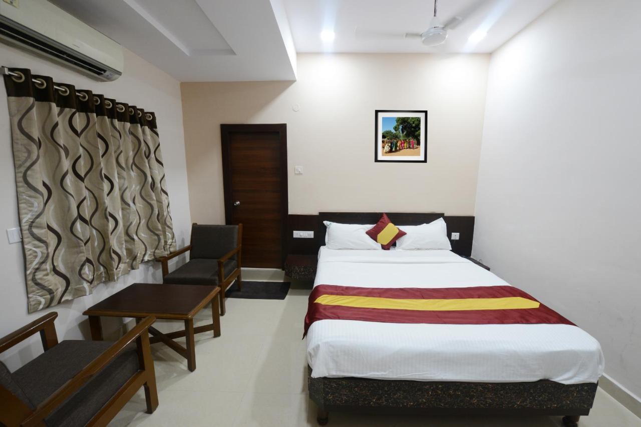 Dwaraka Inn Visakhapatnam Extérieur photo